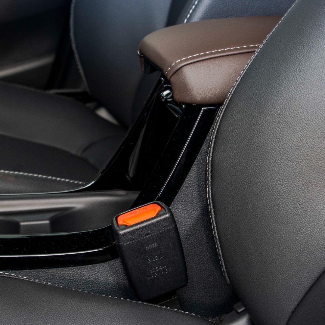 Corolla Cross preto 17