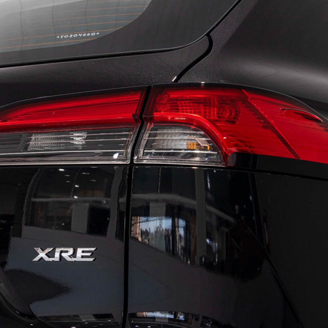 Corolla Cross preto 19