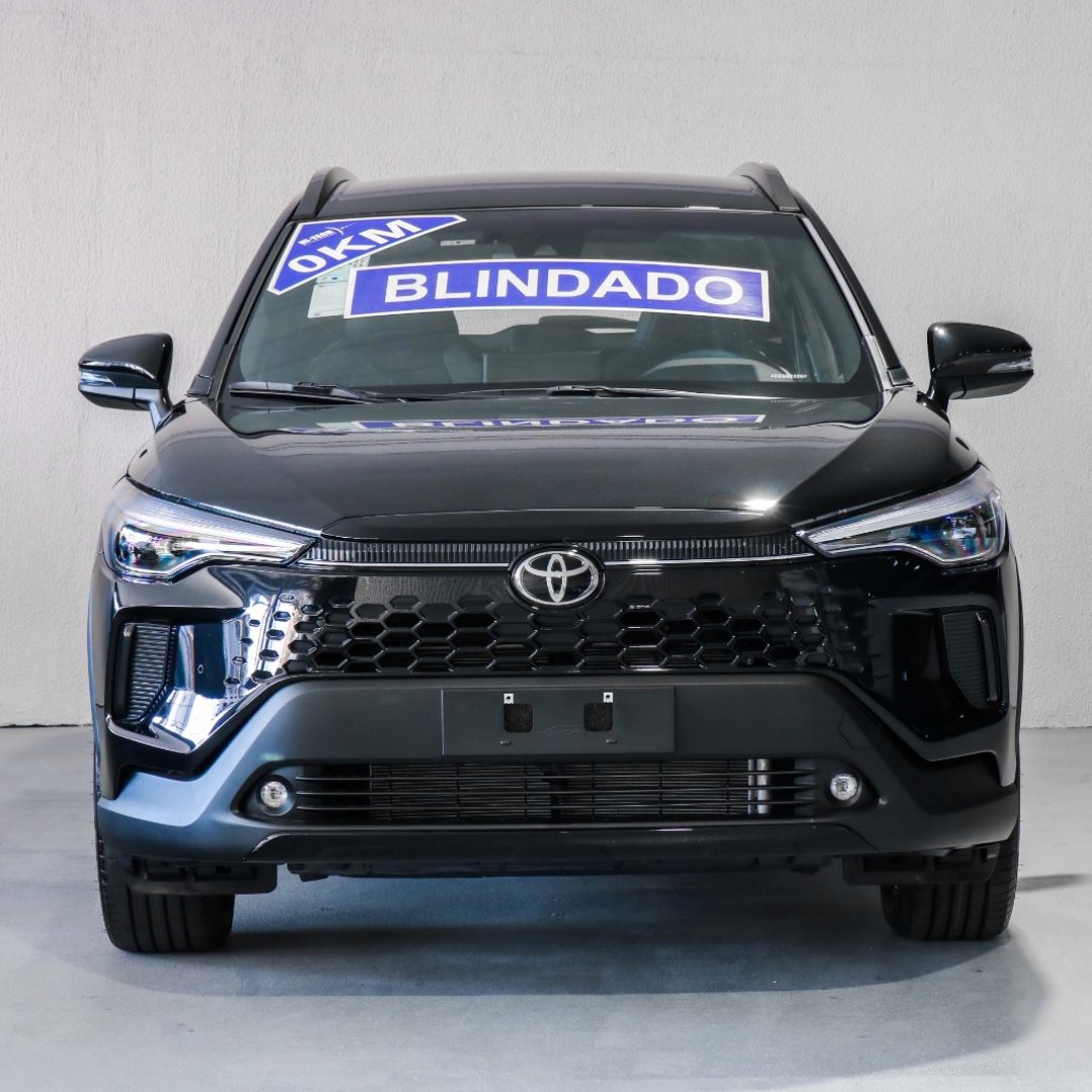 Corolla Cross preto 2