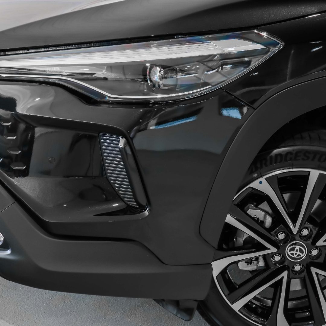 Corolla Cross preto 3