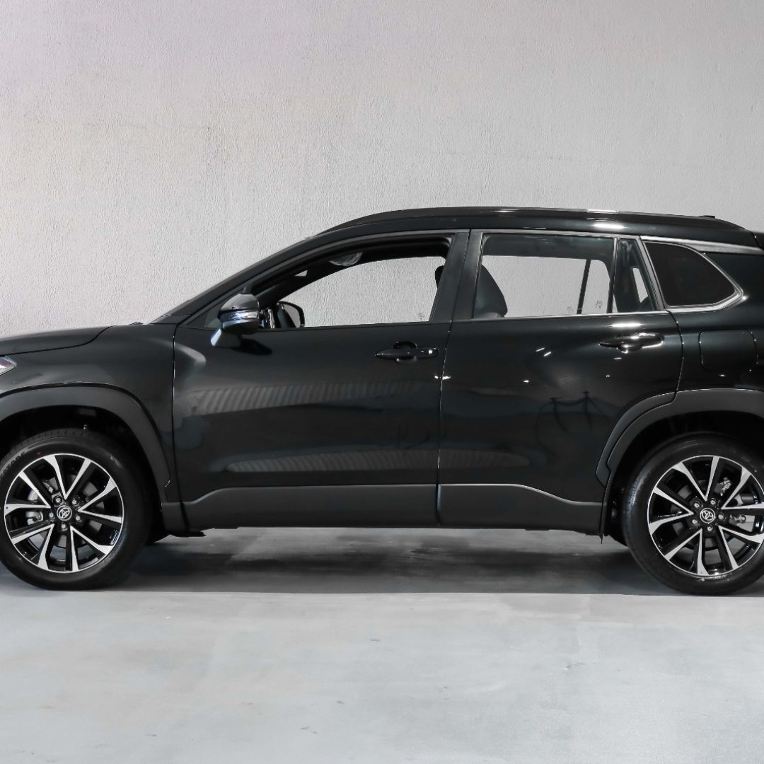 Corolla Cross preto 4