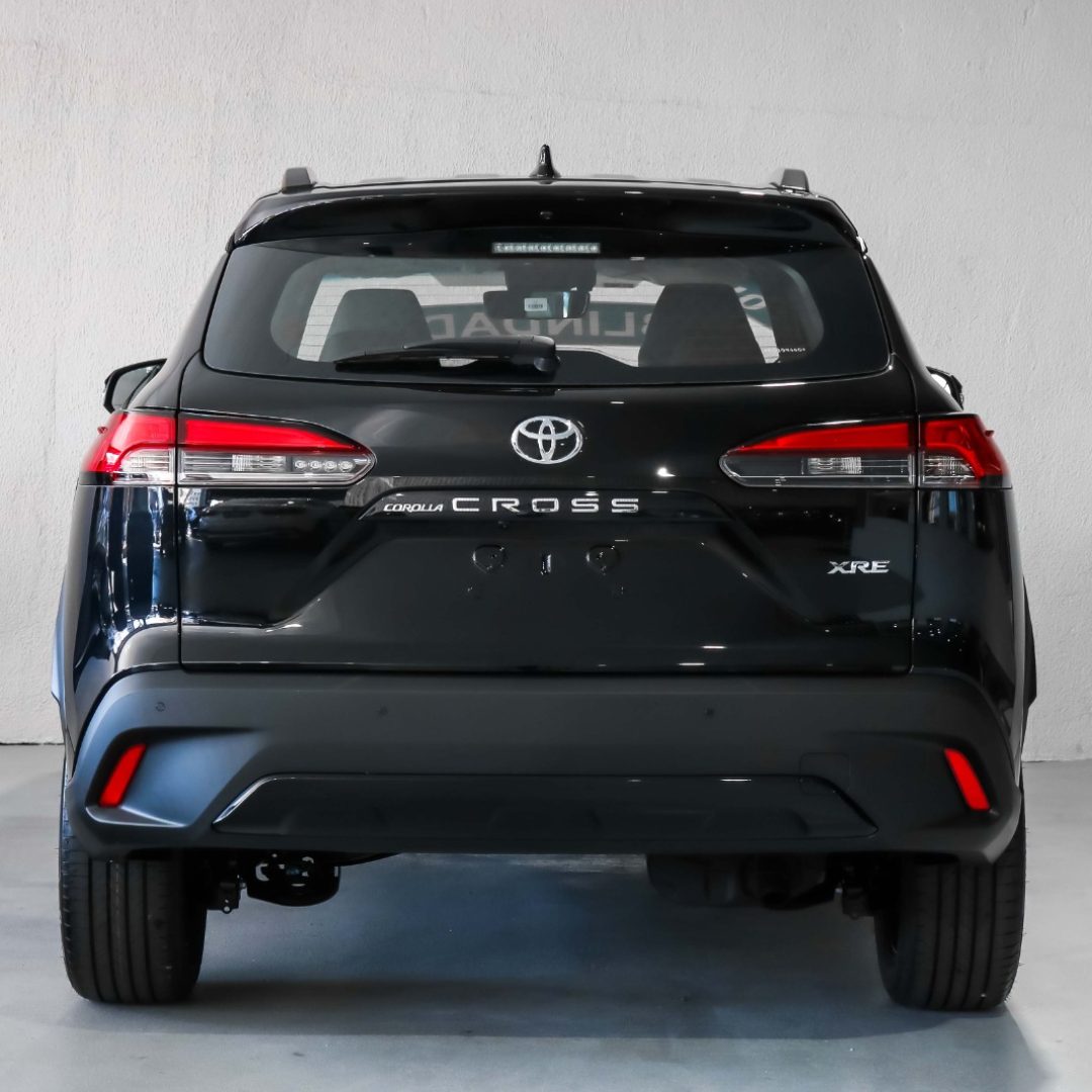 Corolla Cross preto 9