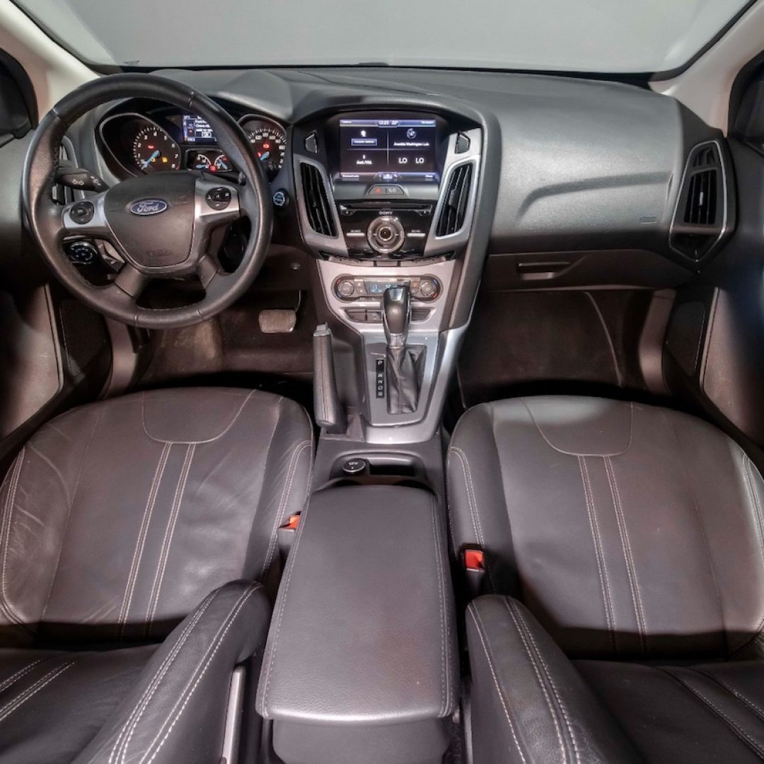 PHOTO-2025-10-07-19-14-50