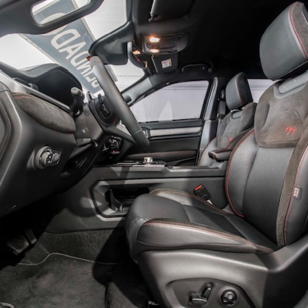 PHOTO-2025-10-26-21-25-37[3]