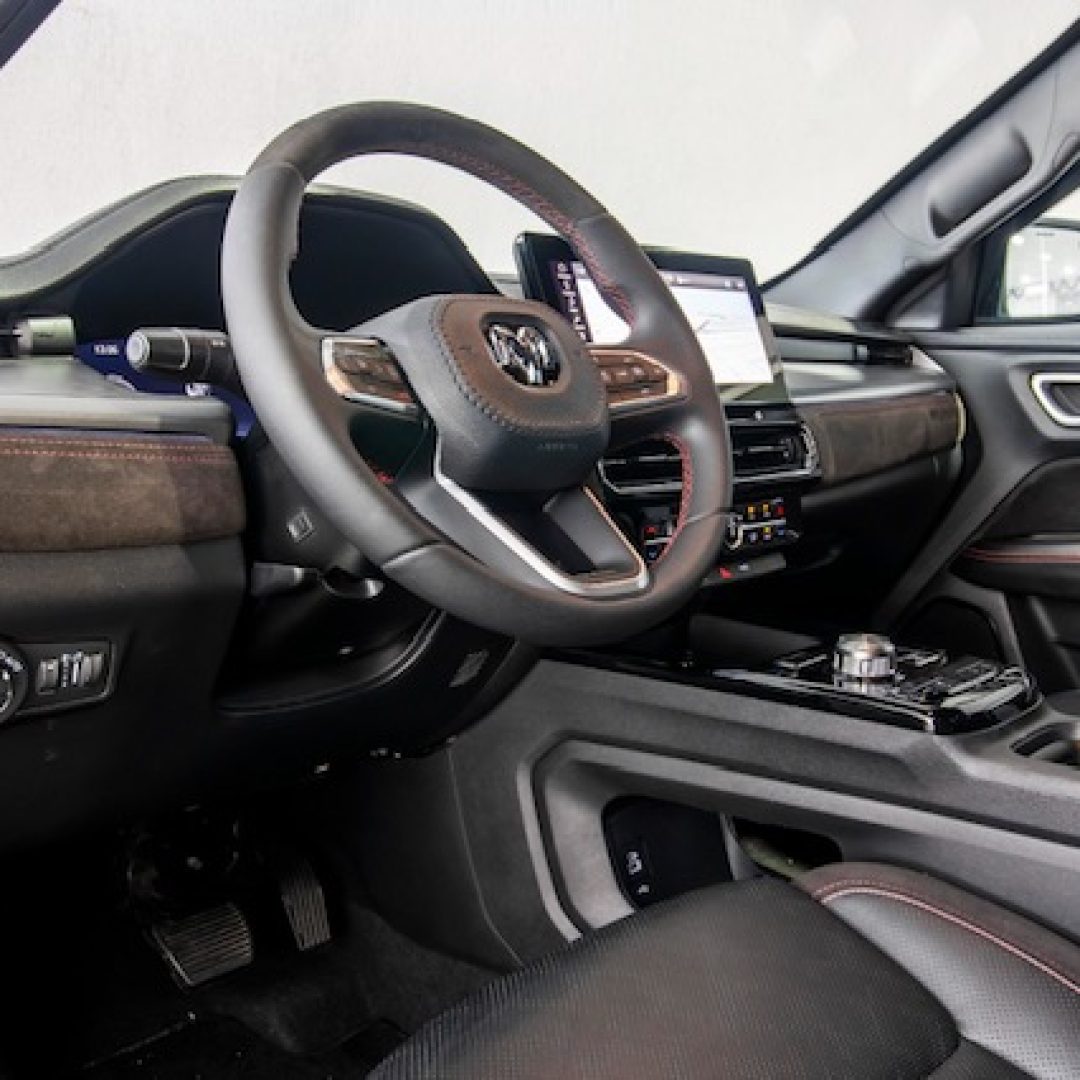 PHOTO-2025-11-06-22-50-04[2]