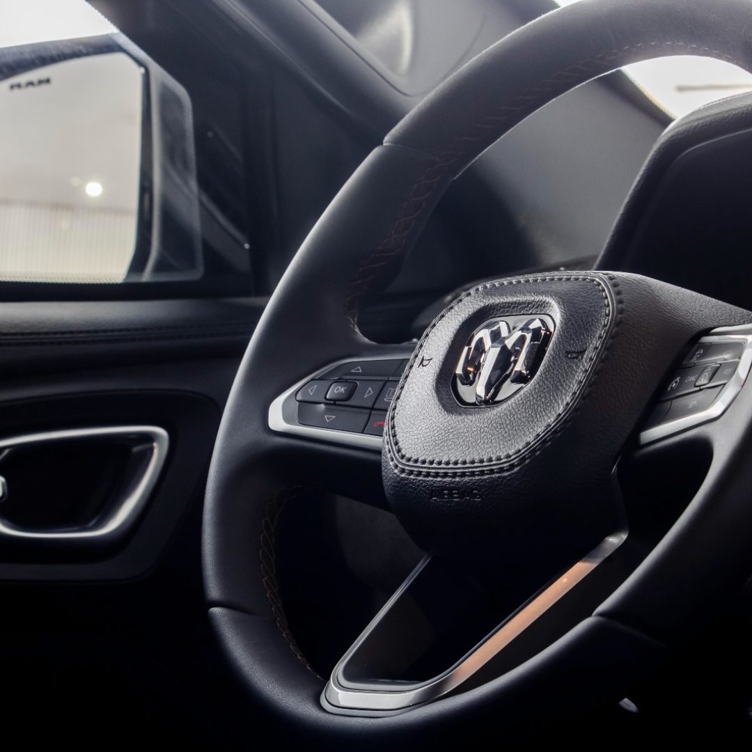 PHOTO-2025-11-06-22-50-05