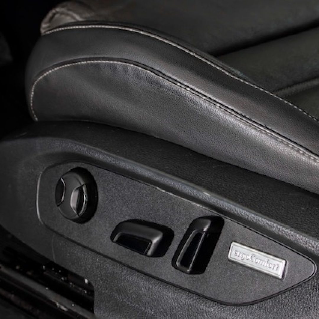 PHOTO-2025-11-18-19-11-35