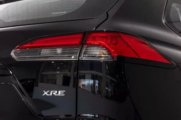 Corolla Cross preto 19