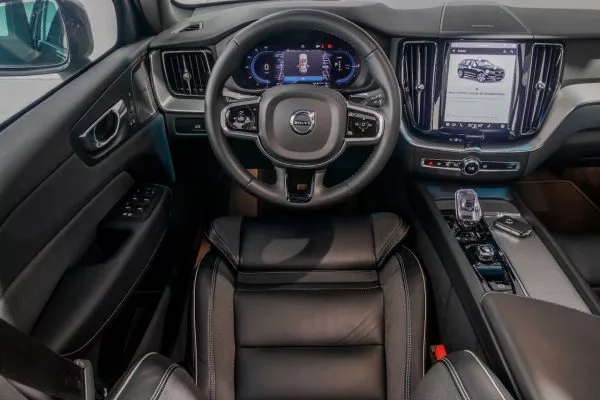 PHOTO-2025-10-17-16-34-48