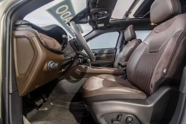 PHOTO-2025-11-06-21-48-45