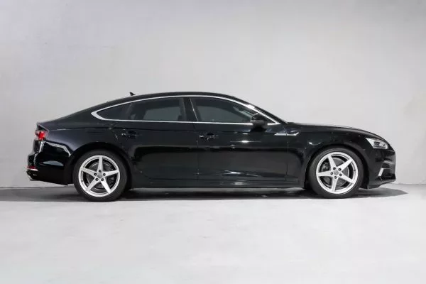 PHOTO-2025-12-02-19-29-32