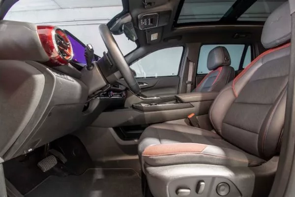 PHOTO-2025-12-02-20-46-42[2]